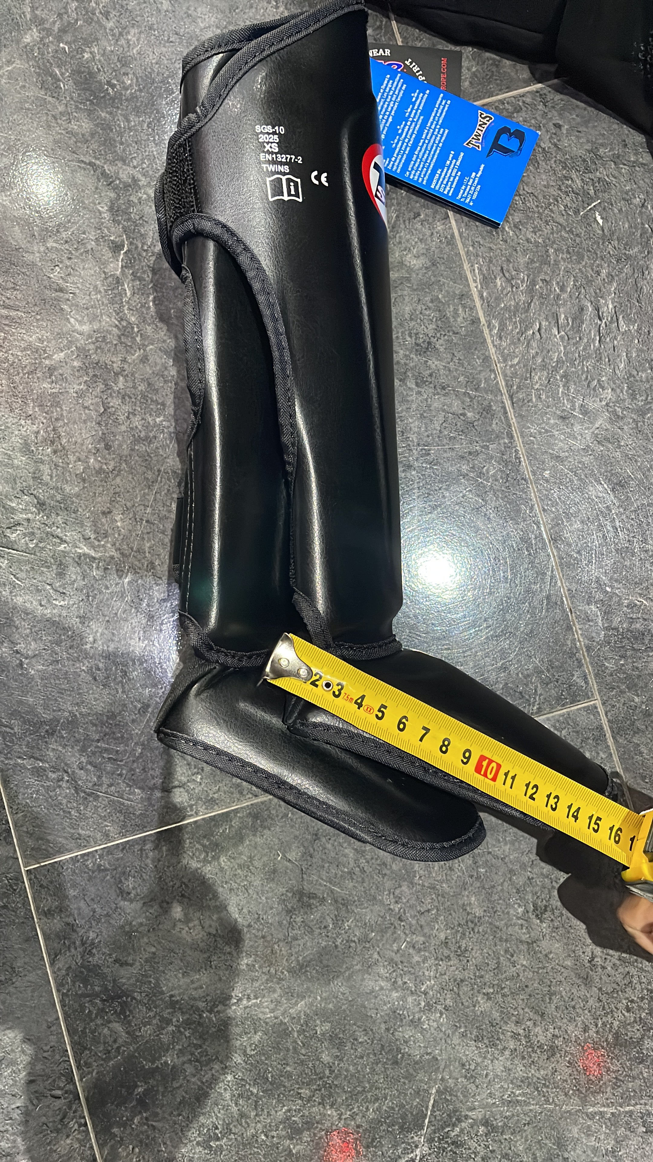 Twins Kids Premium Set – Bokshandschoenen & Lichte Scheenbeschermers